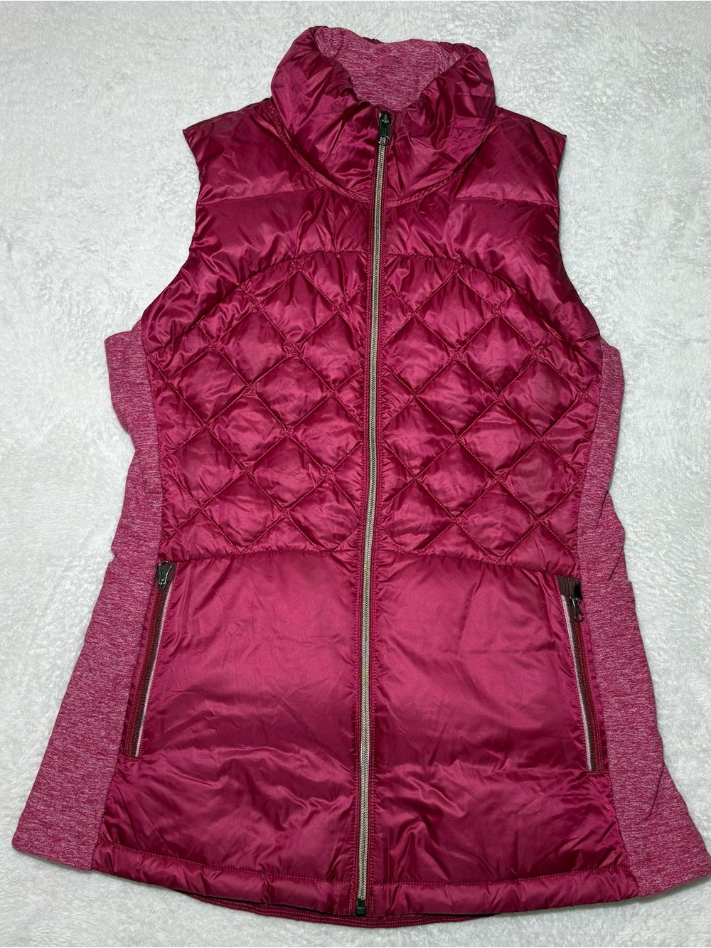 Lululemon Down For A Run Vest Women’s Size 8 Berry Rumble Red Full Zip 2 Pockets